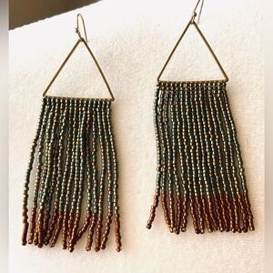 🟠 BEAUTIFUL GREEN & BRONZE SEED BEAD FRINGE EARRINGS 🟠
